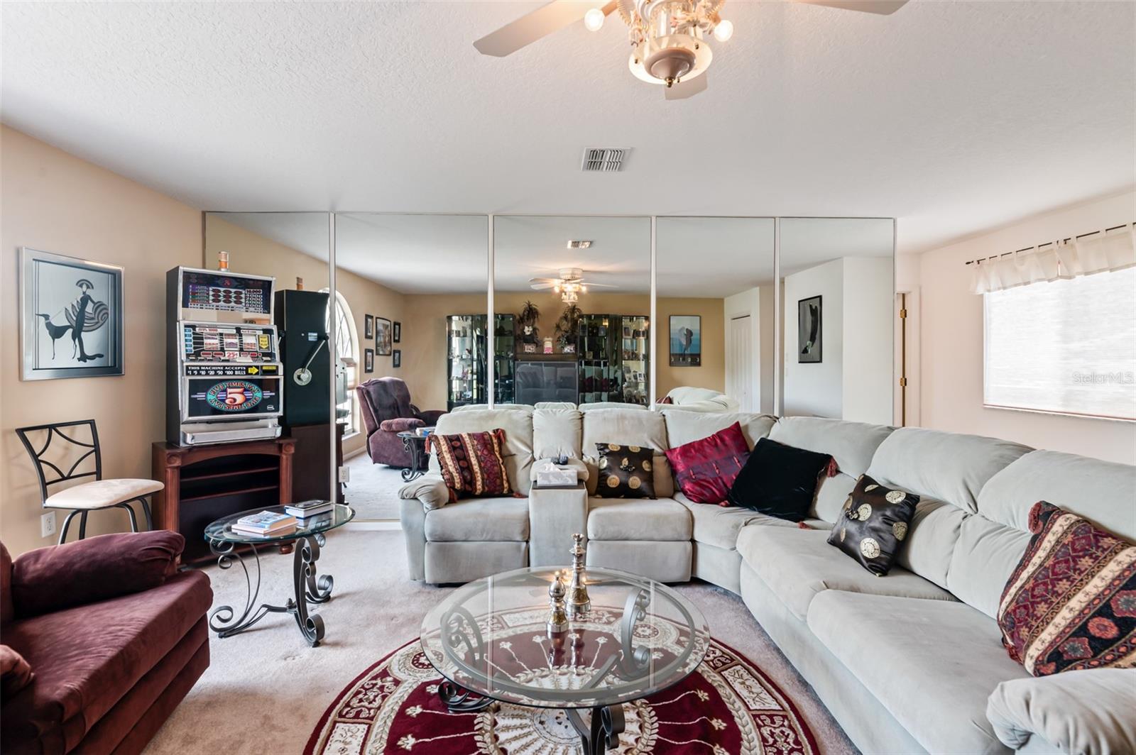 RAINBOW WOODS - Residential