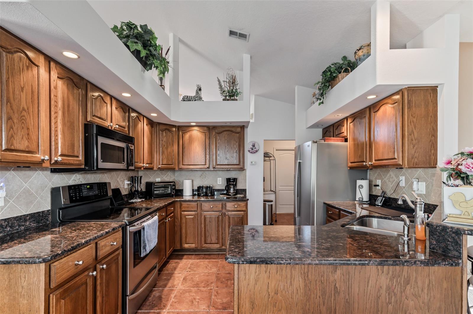 RAINBOW WOODS - Residential