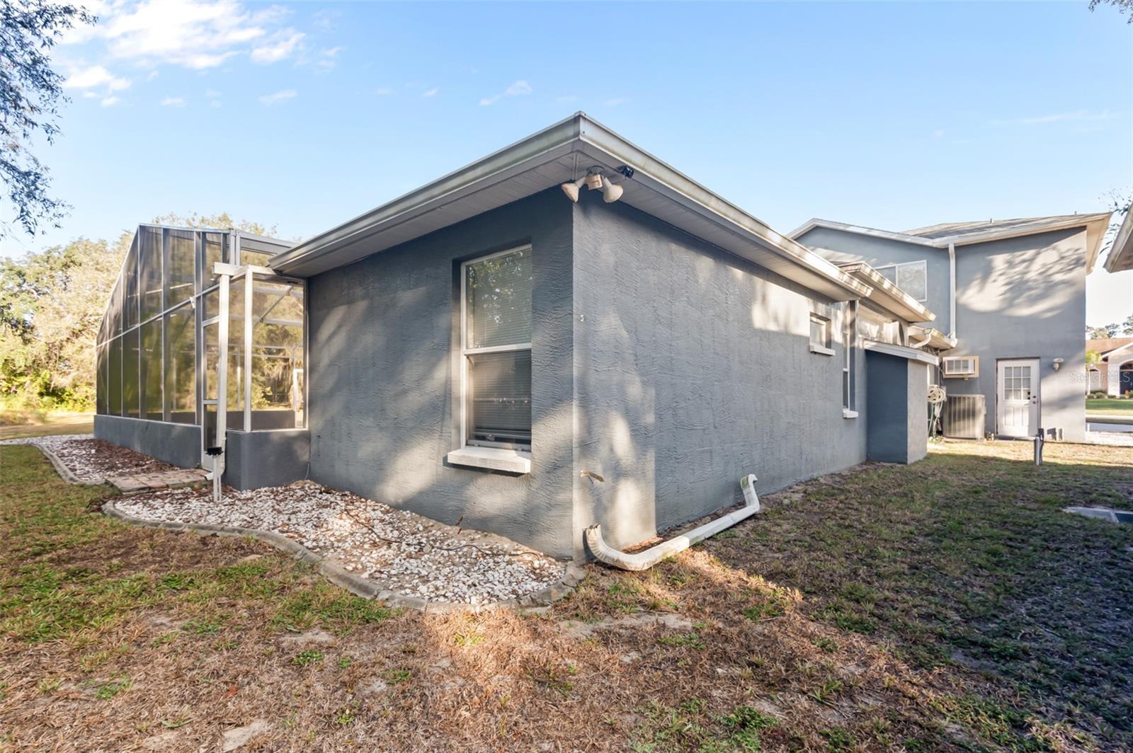 RAINBOW WOODS - Residential