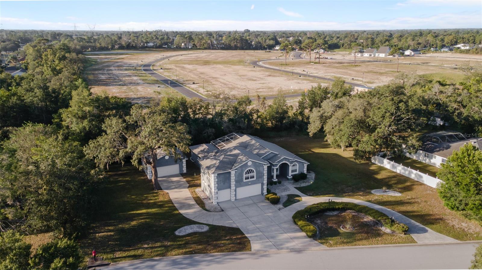 RAINBOW WOODS - Residential