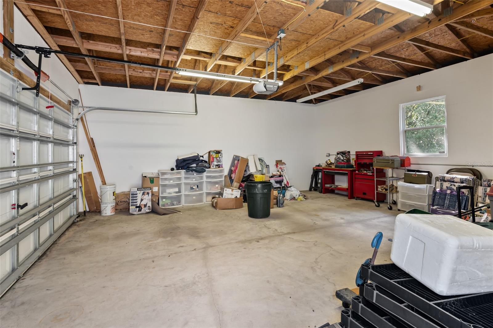 RAINBOW WOODS - Residential