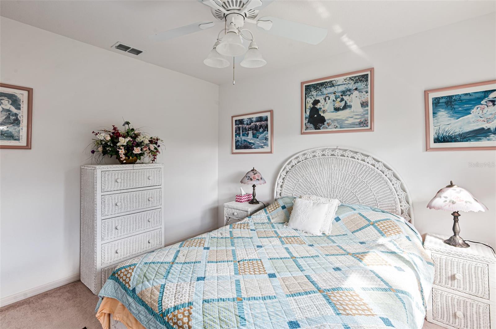 RAINBOW WOODS - Residential