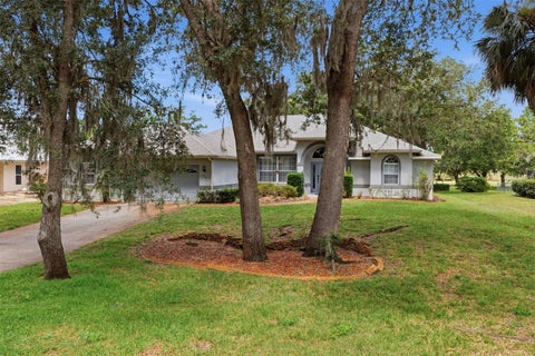 Tiny photo for 240 N Country Club Drive, Crystal River, FL 34429 (MLS # W7887000)