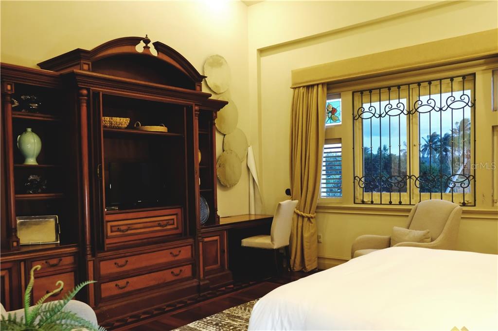 DORADO COUNTRY ESTATES - Residential