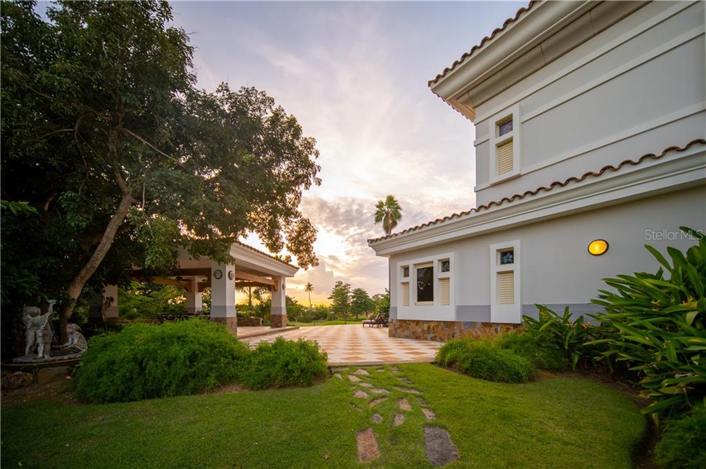 DORADO COUNTRY ESTATES - Residential