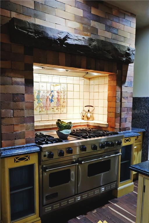 DORADO COUNTRY ESTATES - Residential