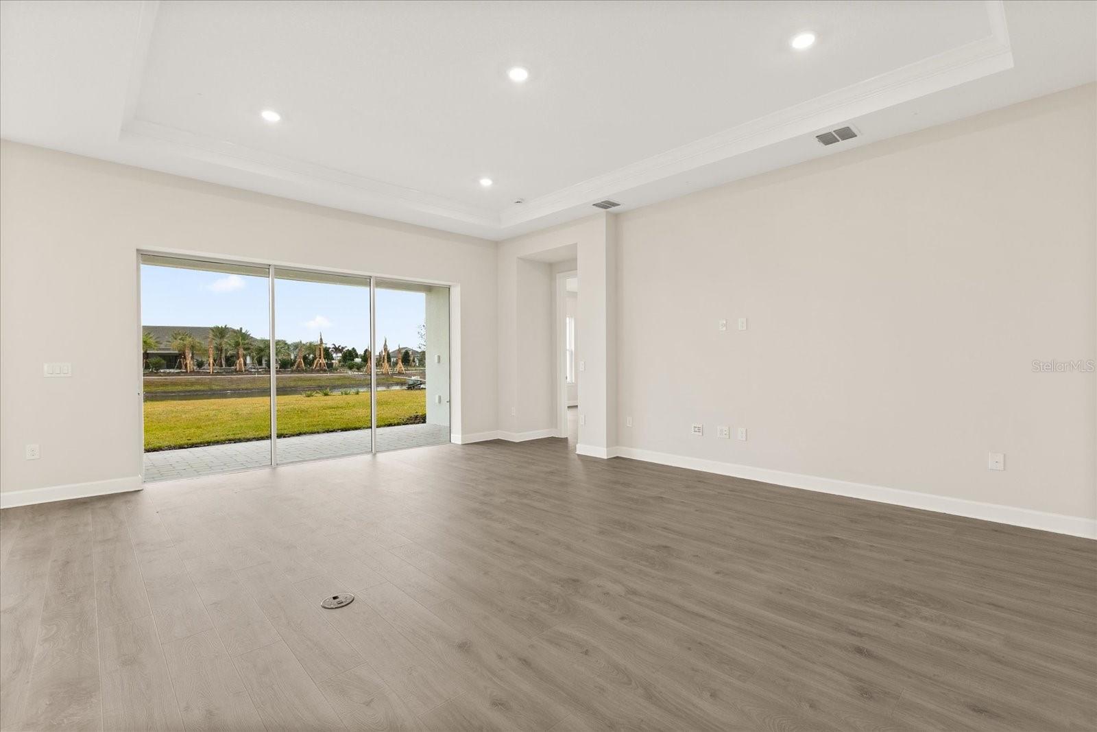 ESPLANADE AT CENTER LAKE RANCH PH 1 - Residential