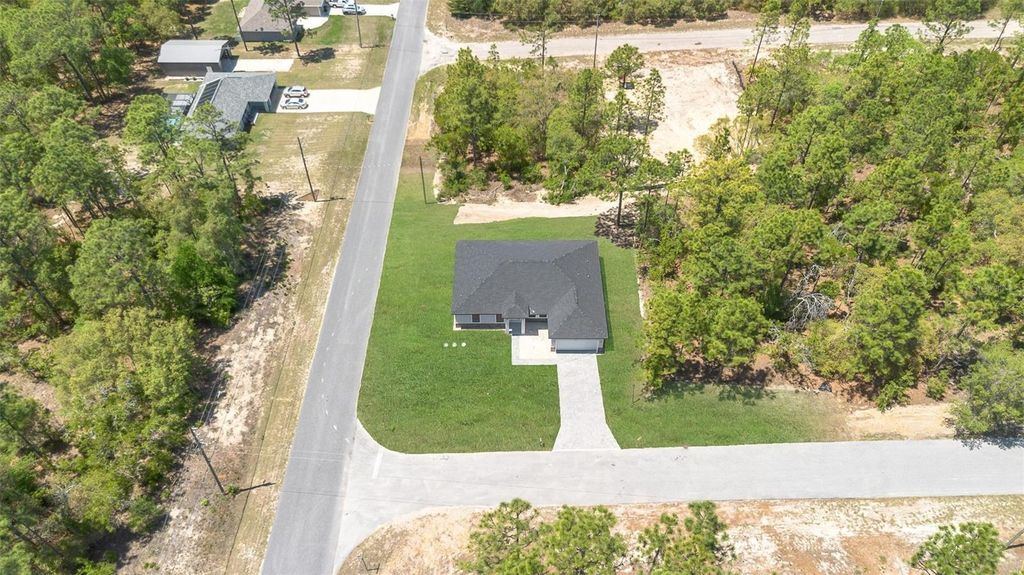 Photo of 8812 N Lansen Way, Citrus Springs, FL 34434 (MLS # O6400656)