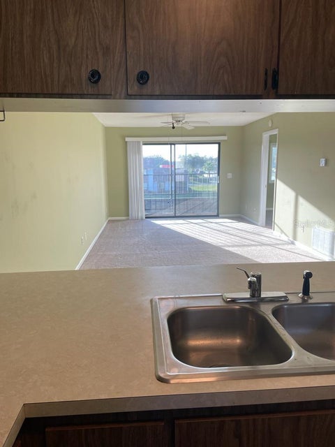 39132 County Road 54 2084, Zephyrhills, FL 33542