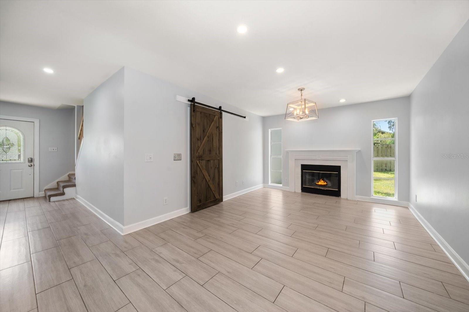 3742 GRANTHAM COURT
