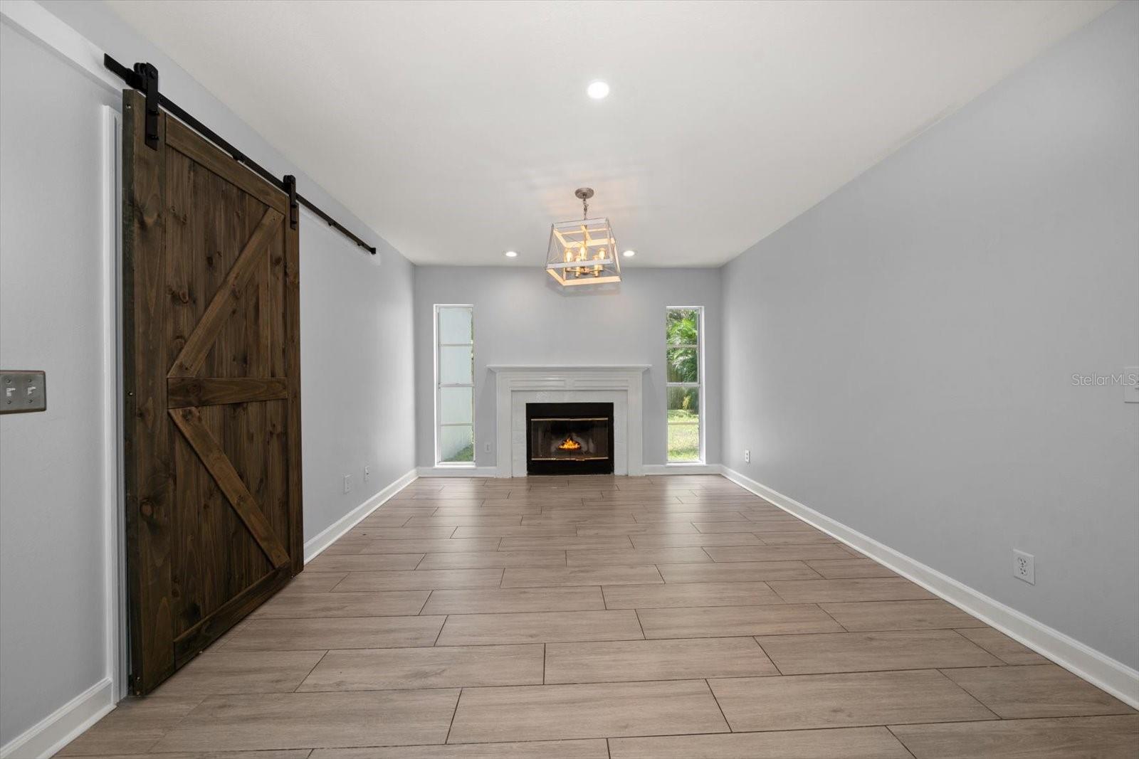 3742 GRANTHAM COURT