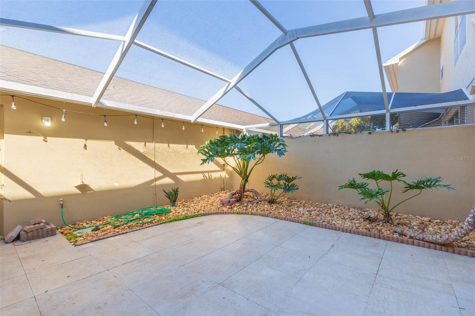 WESTCHASE SEC 325A - Residential Lease