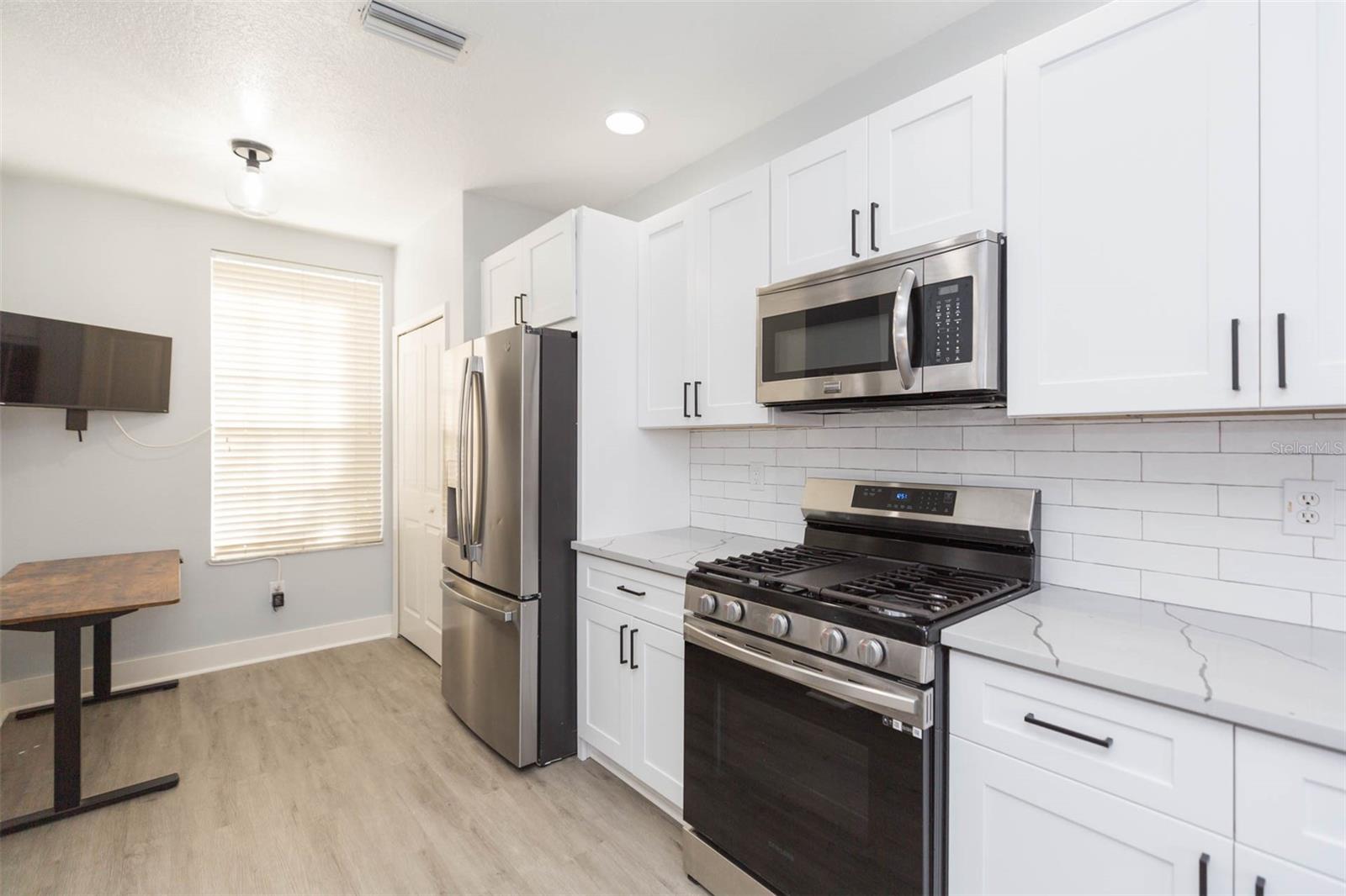 WESTCHASE SEC 325A - Residential Lease