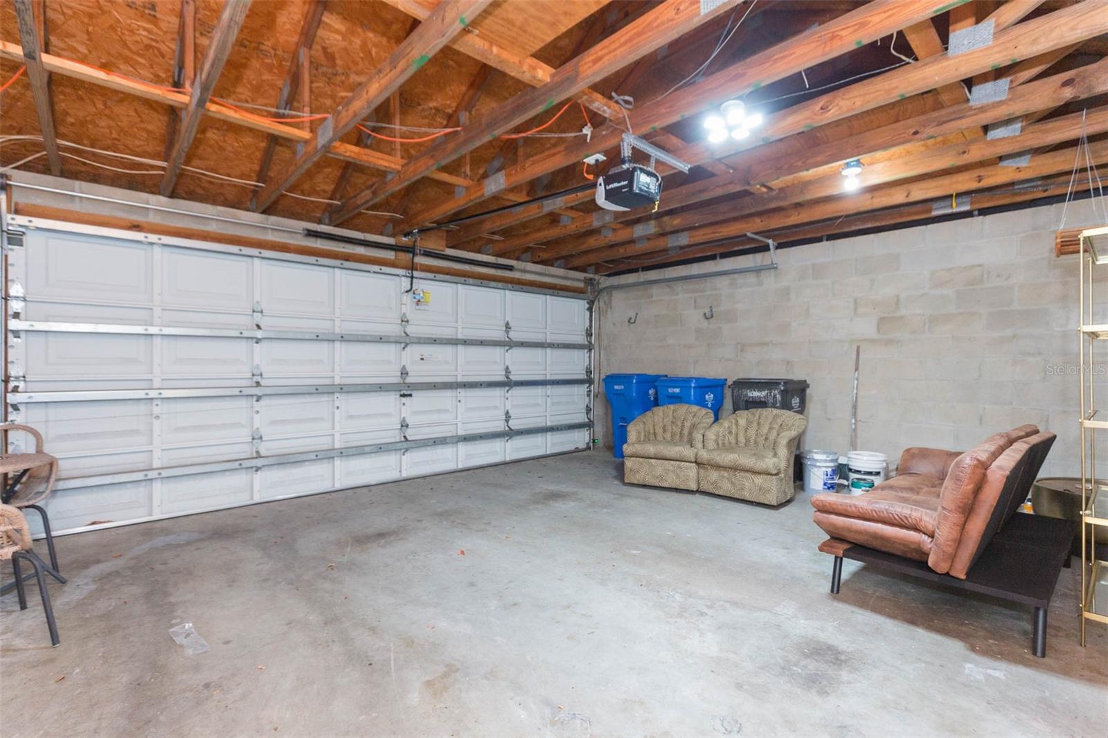 WESTCHASE SEC 325A - Residential Lease