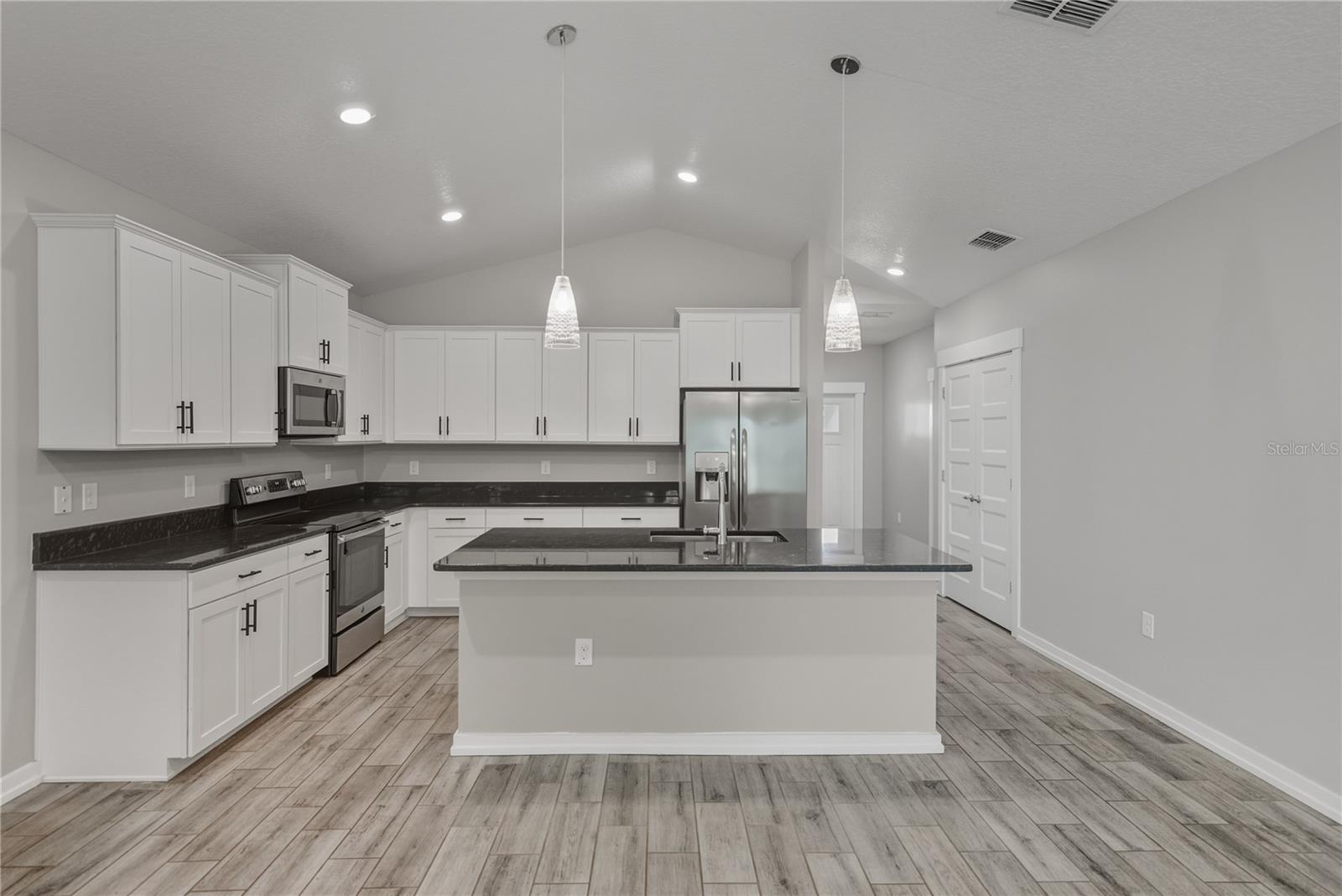 BRANNEN PLACE - Residential