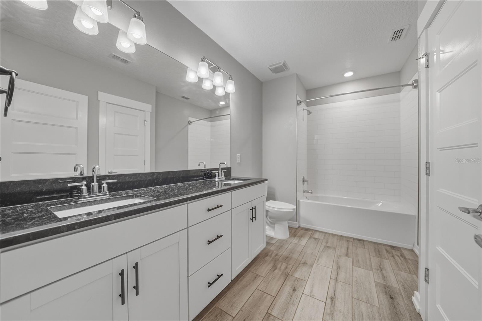 BRANNEN PLACE - Residential