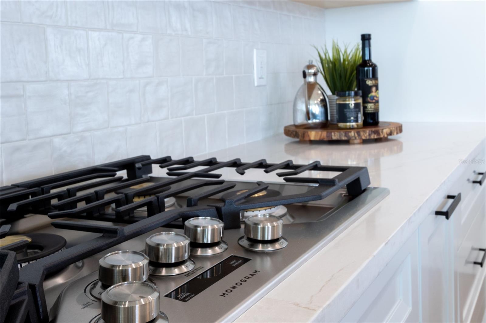 GULF SHORES 6TH ADD - Residential