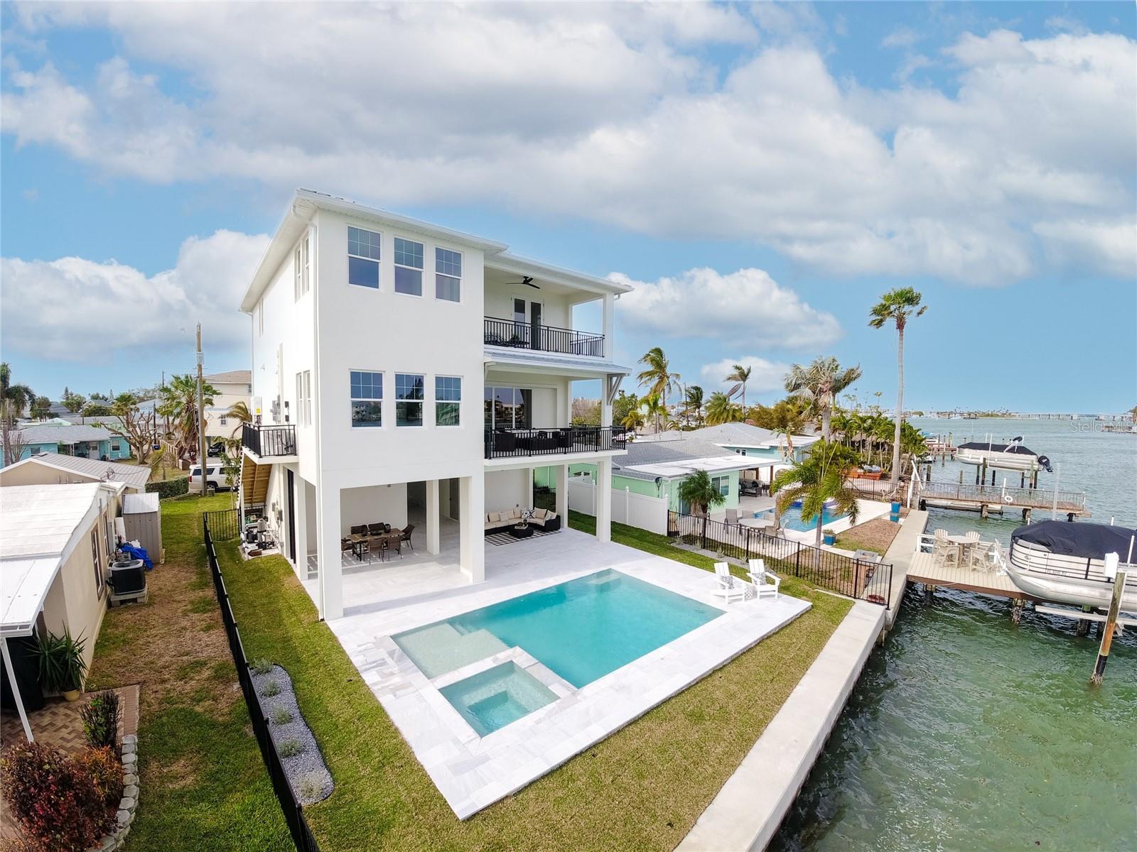 GULF SHORES 6TH ADD - Residential