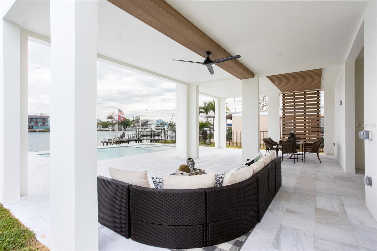 GULF SHORES 6TH ADD - Residential