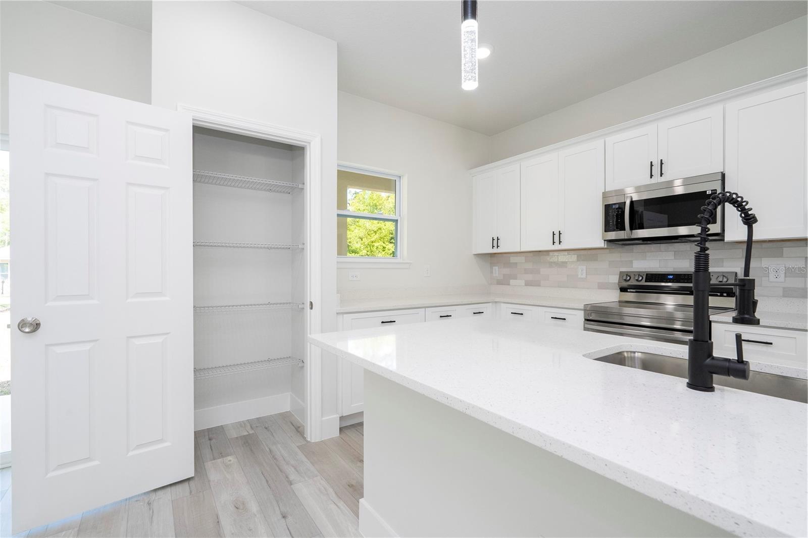 CITRUS SPGS UNIT 04 - Residential