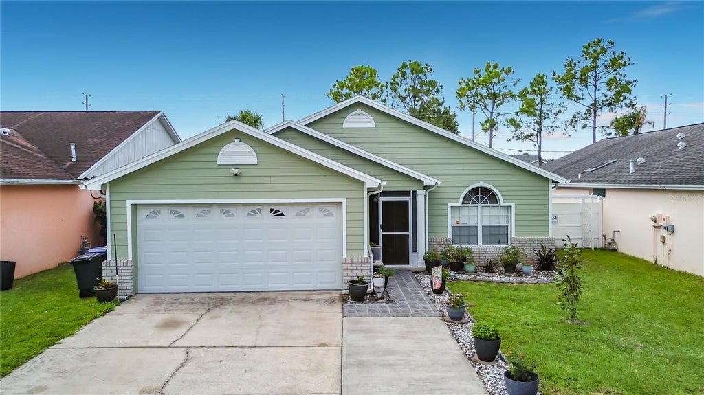 Photo of 7732 Water Oak Ct, Kissimmee, FL 34747 (MLS # S5154842)