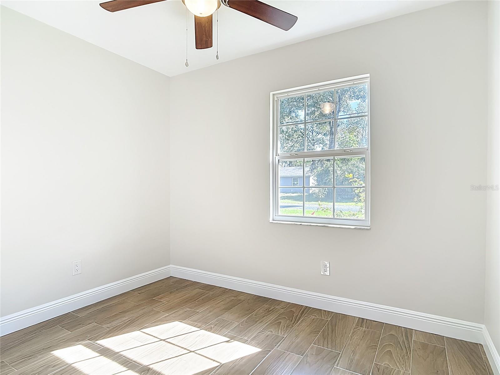 FOX RUN UNIT 01 - Residential