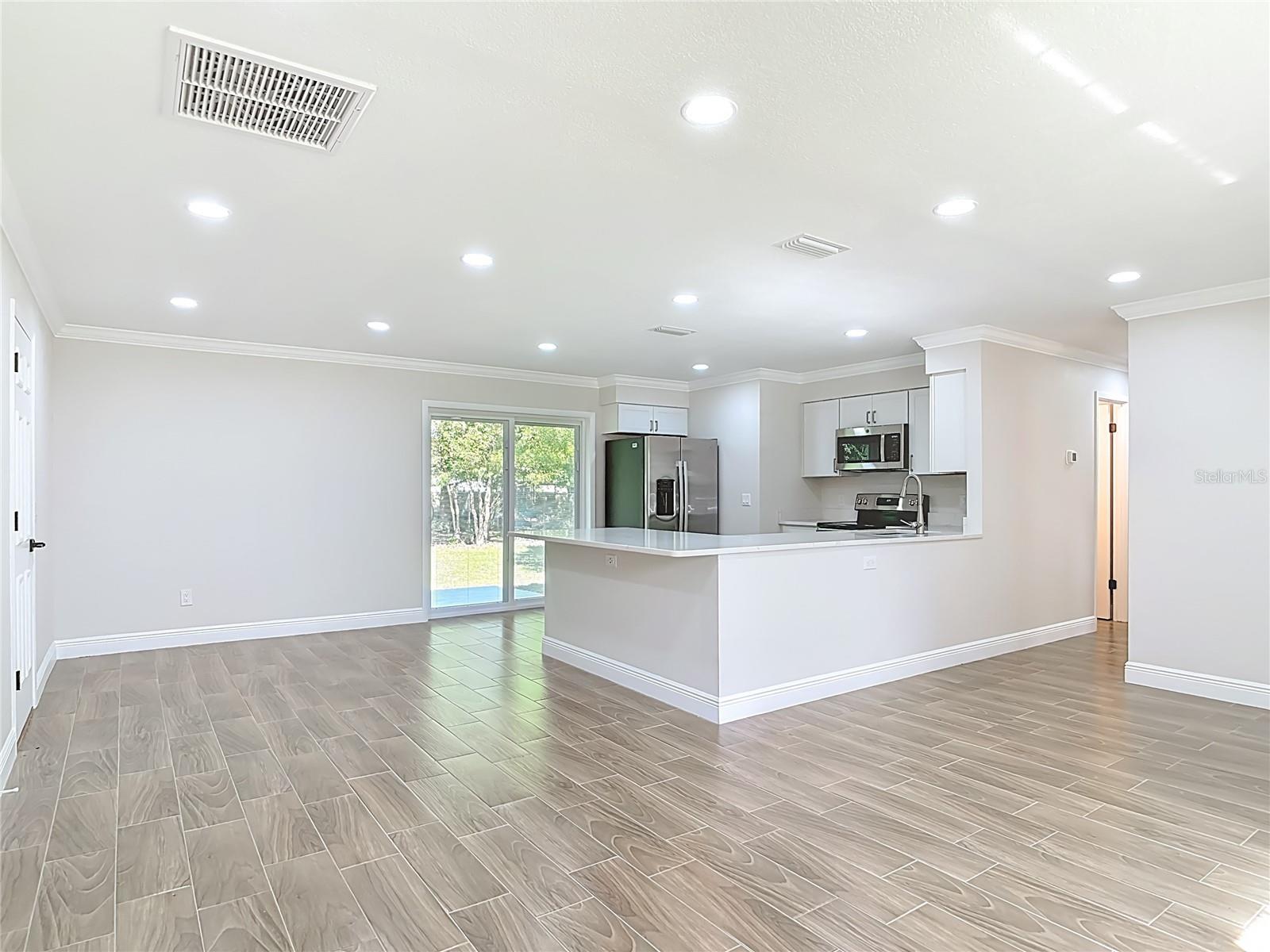 FOX RUN UNIT 01 - Residential