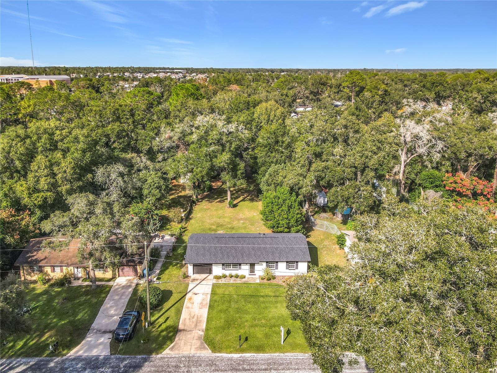 FOX RUN UNIT 01 - Residential