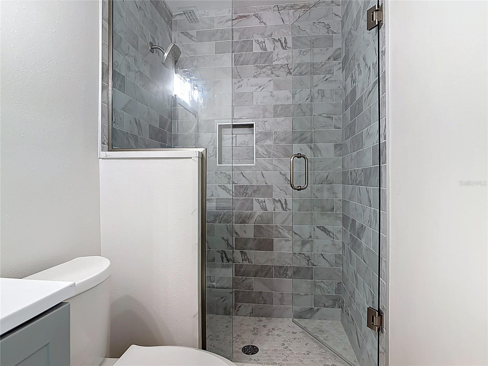 FOX RUN UNIT 01 - Residential