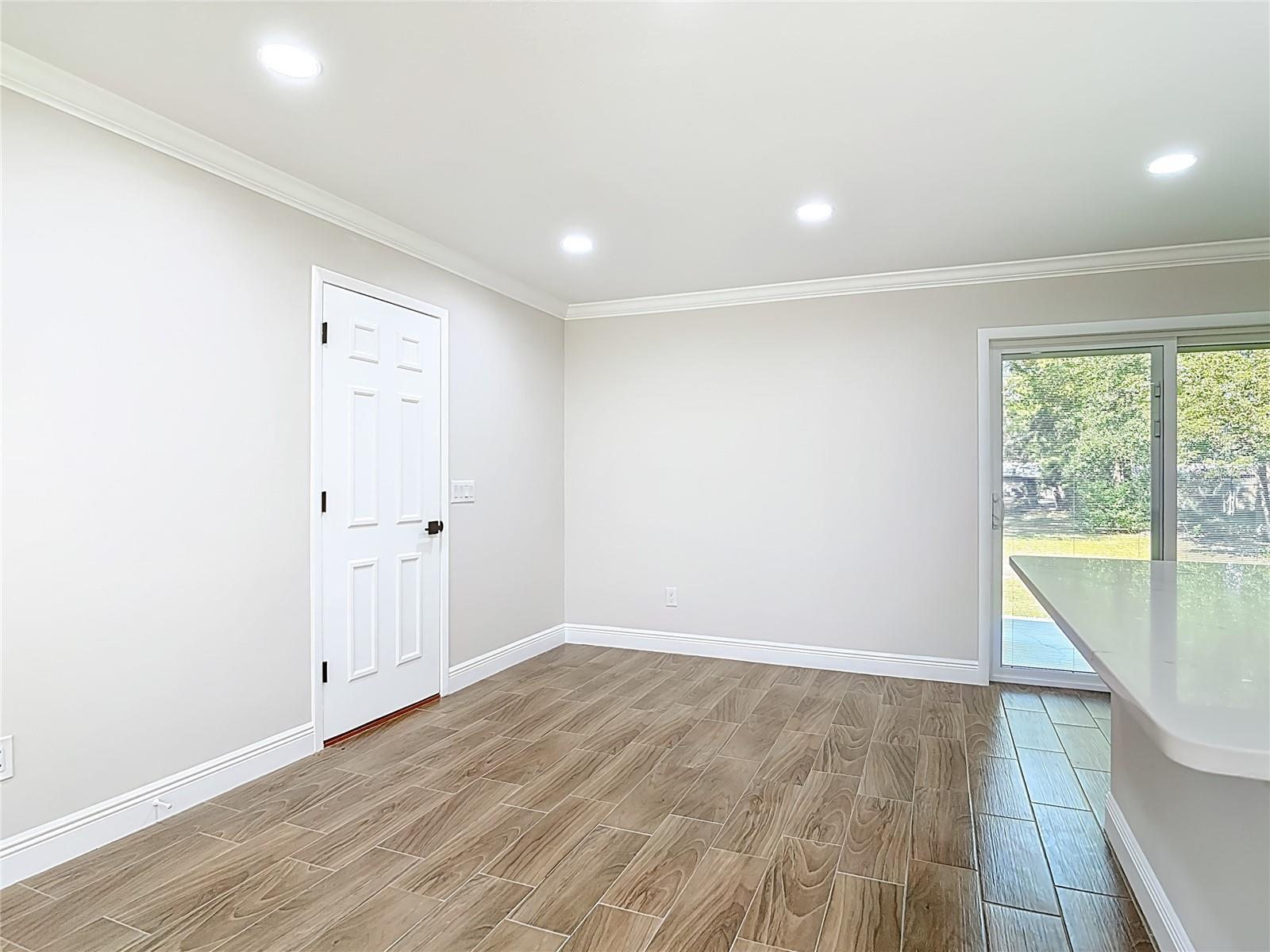 FOX RUN UNIT 01 - Residential