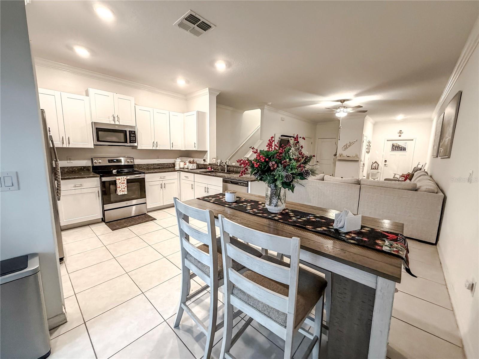 ABBOTT SQUARE PH 2 - Residential