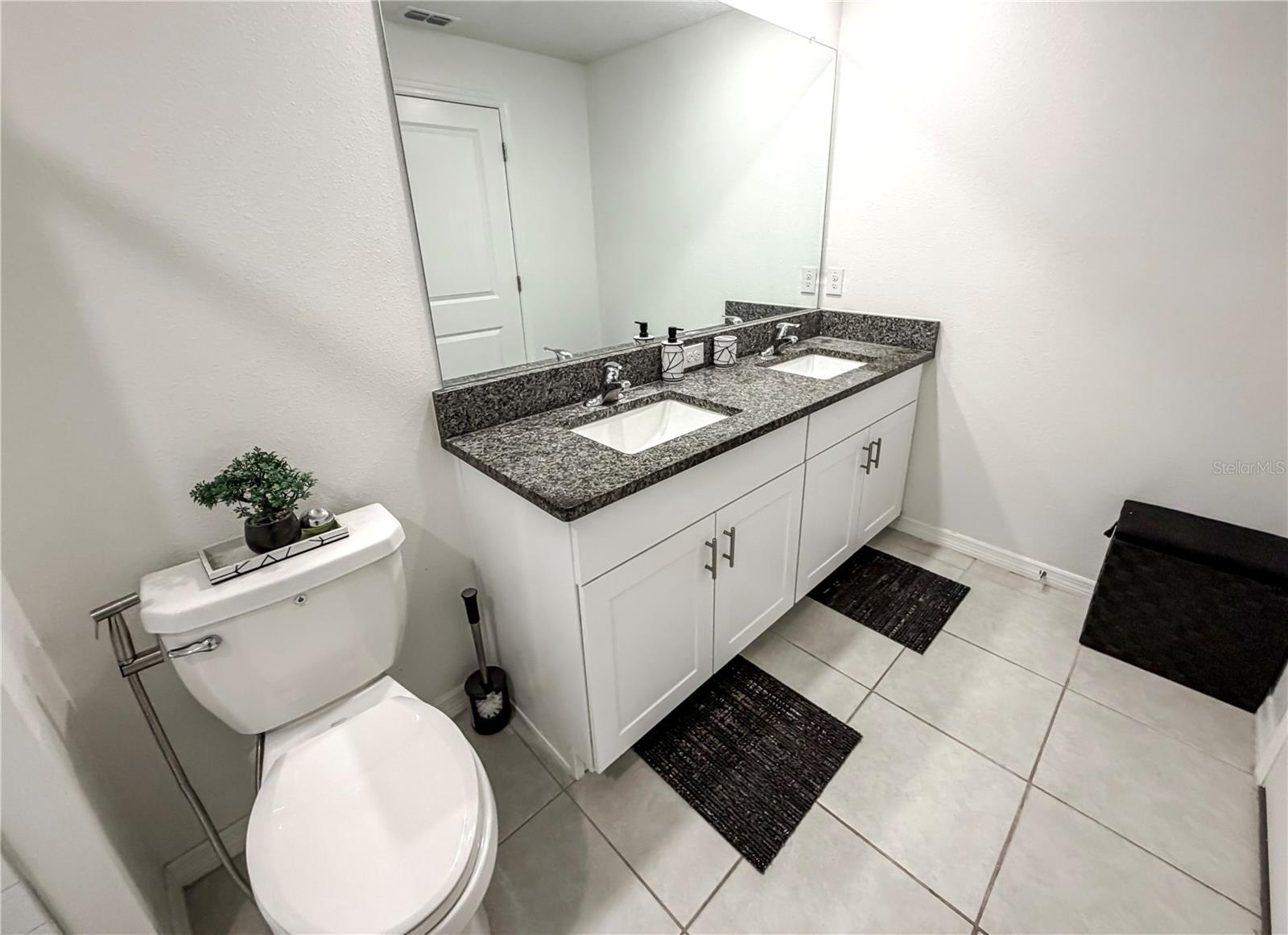 ABBOTT SQUARE PH 2 - Residential