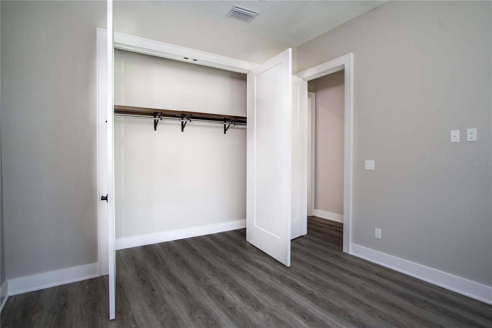 JULIETTE FALLS - Residential