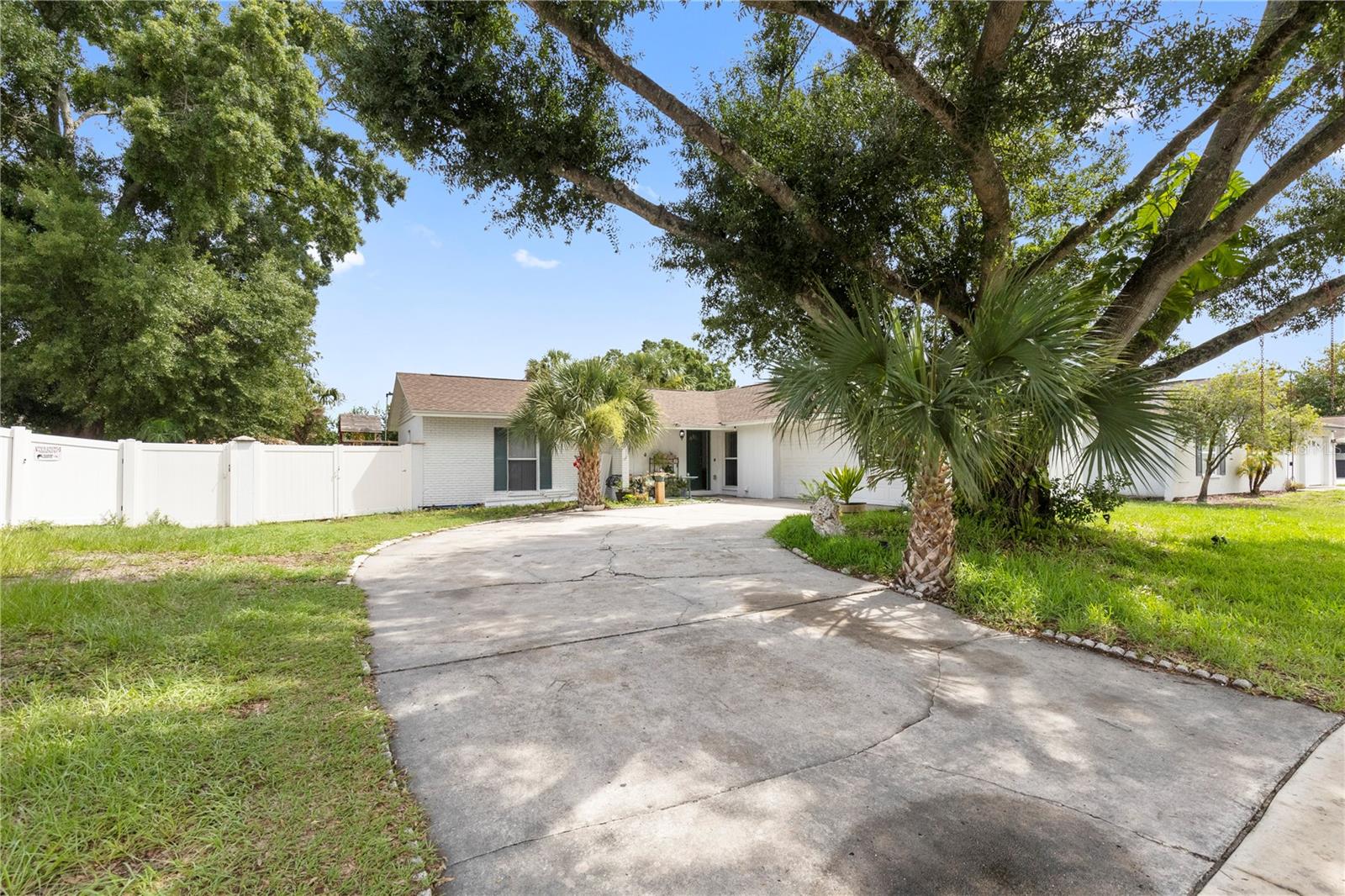 7529 ARMAND CIRCLE