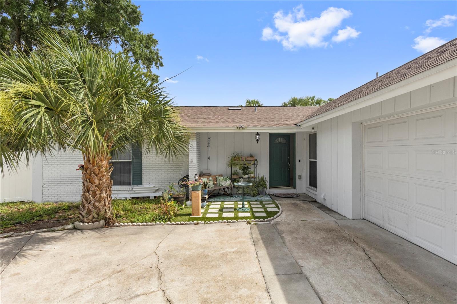 7529 ARMAND CIRCLE
