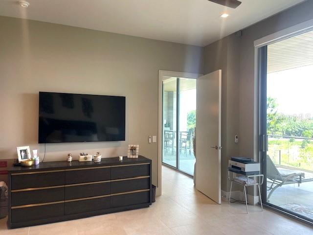 ST. REGIS LONGBOAT KEY - Residential Lease