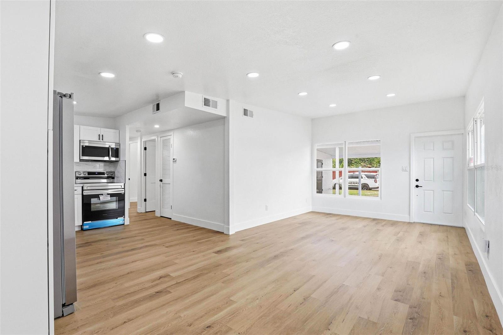 CLAIR MEL CITY UNIT 9 - Residential