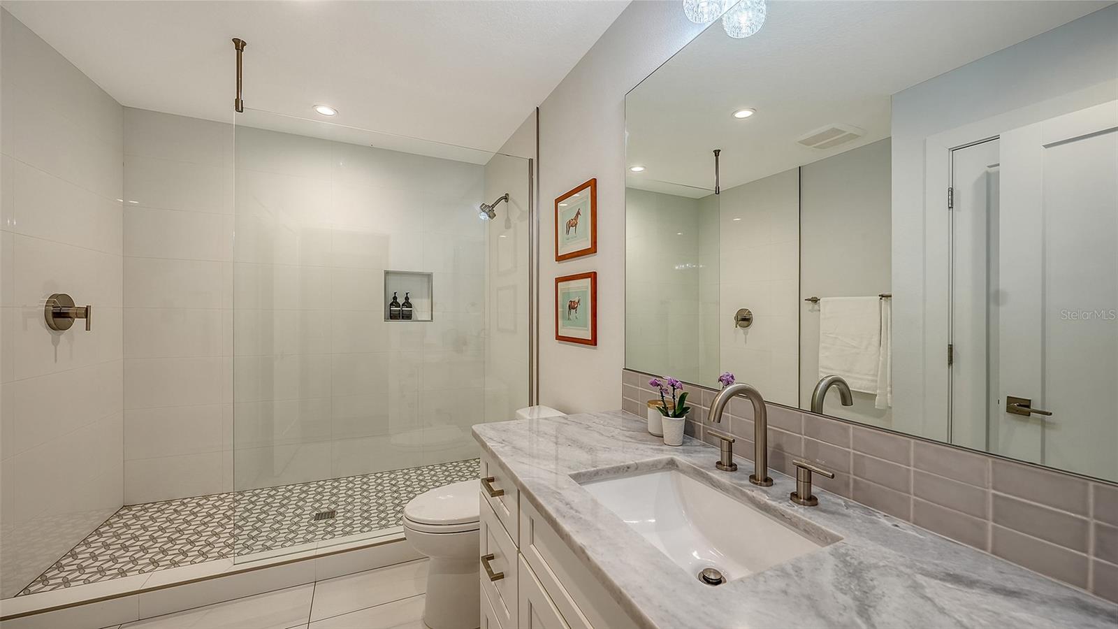 ALFRED PARK - Residential