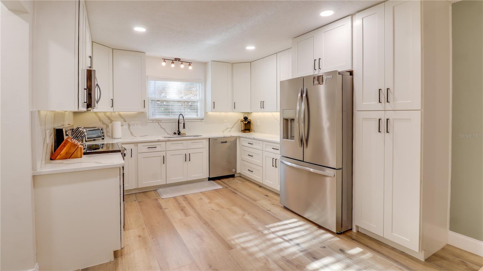 2261 CHARLOTTE DRIVE