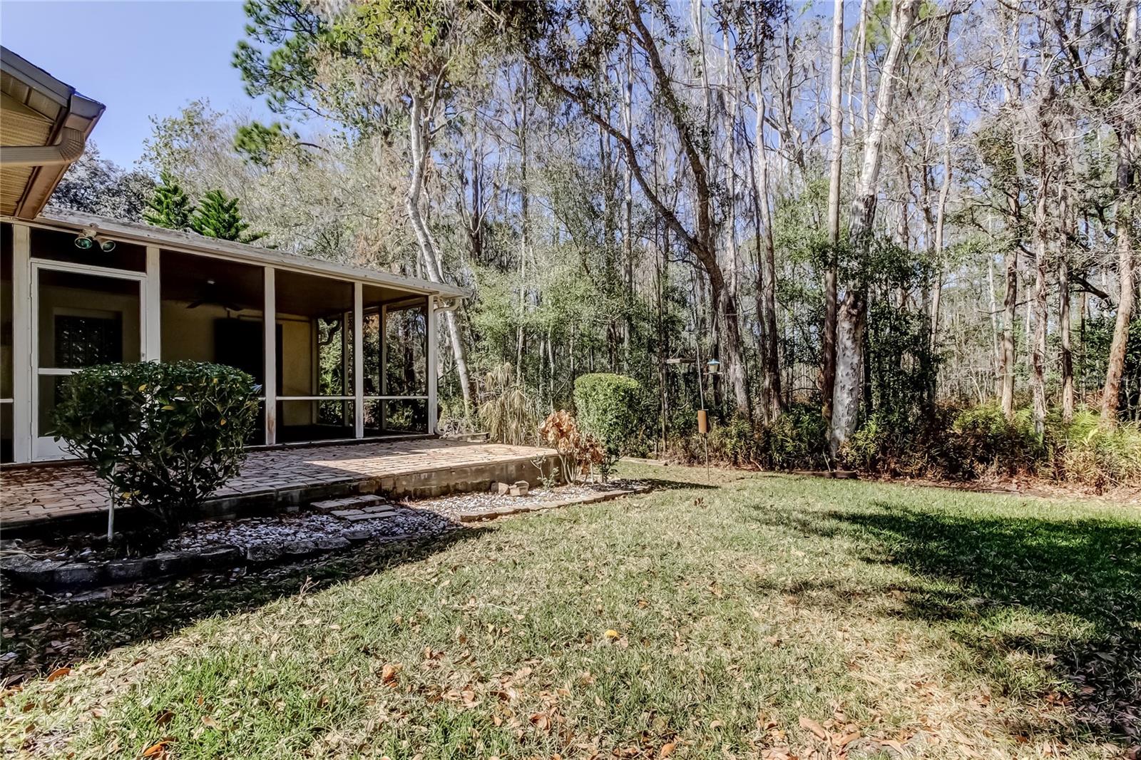 CREEKSIDE - Residential