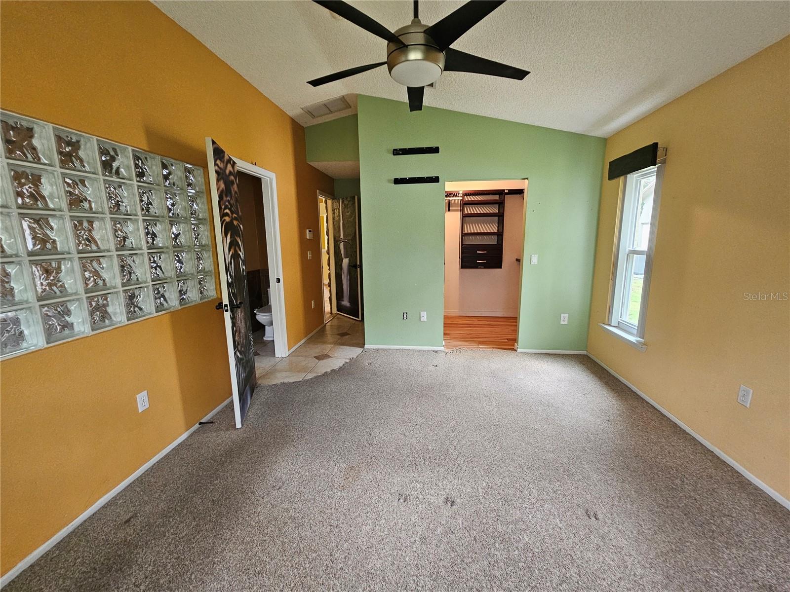 CREEKSIDE - Residential