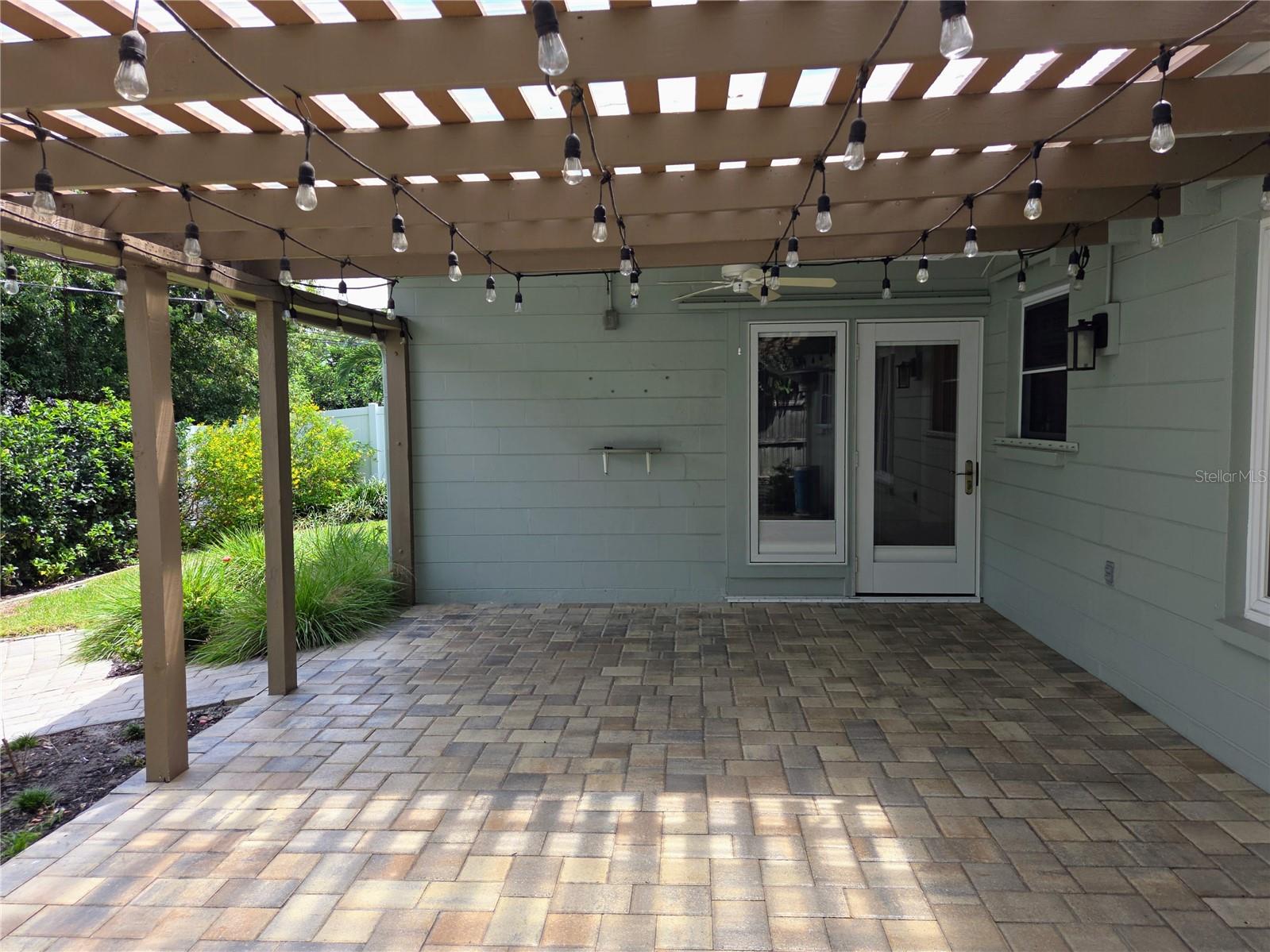EAST RIDGE LAKE 2ND ADD - Residential Lease