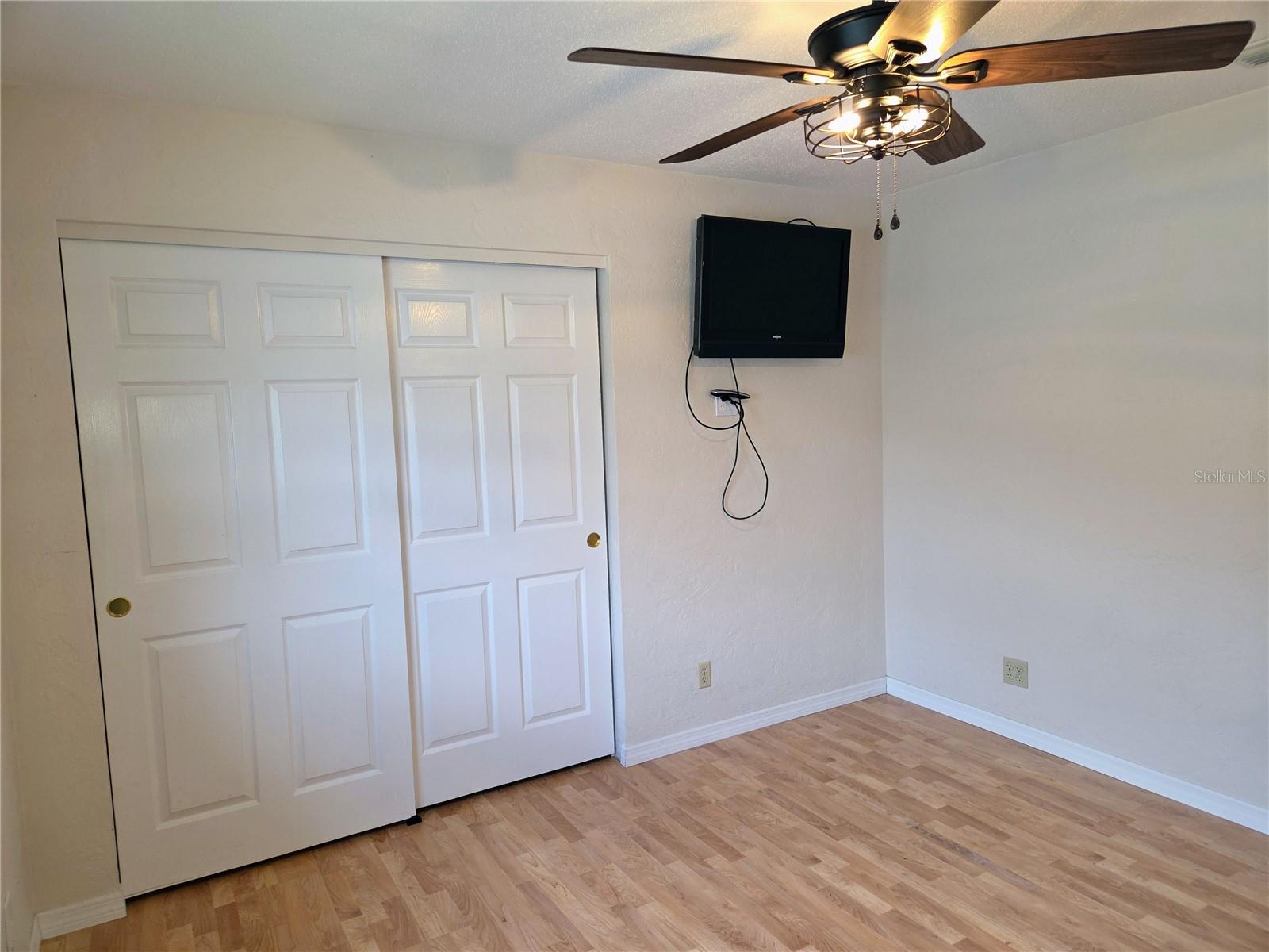 EAST RIDGE LAKE 2ND ADD - Residential Lease