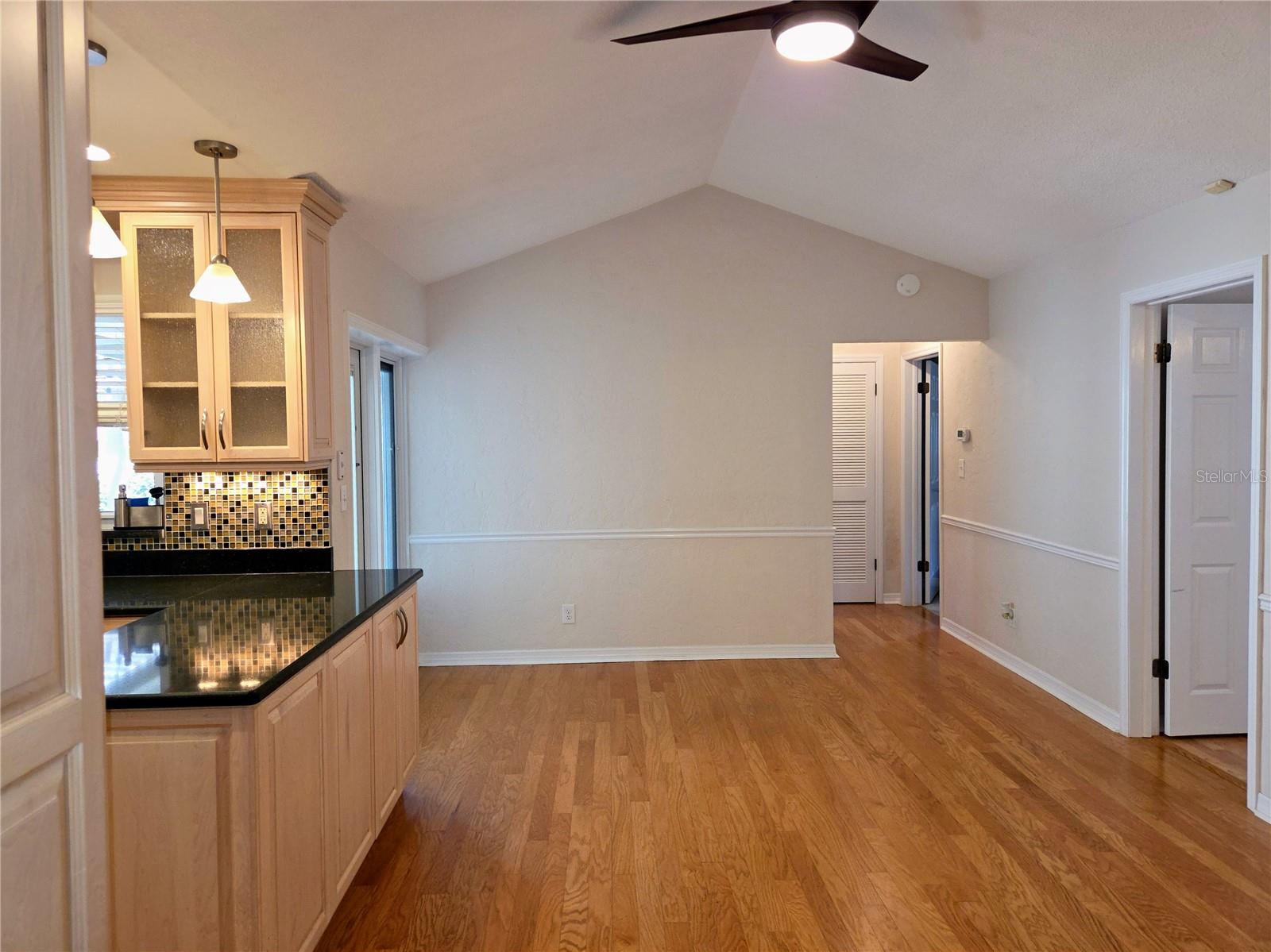 EAST RIDGE LAKE 2ND ADD - Residential Lease