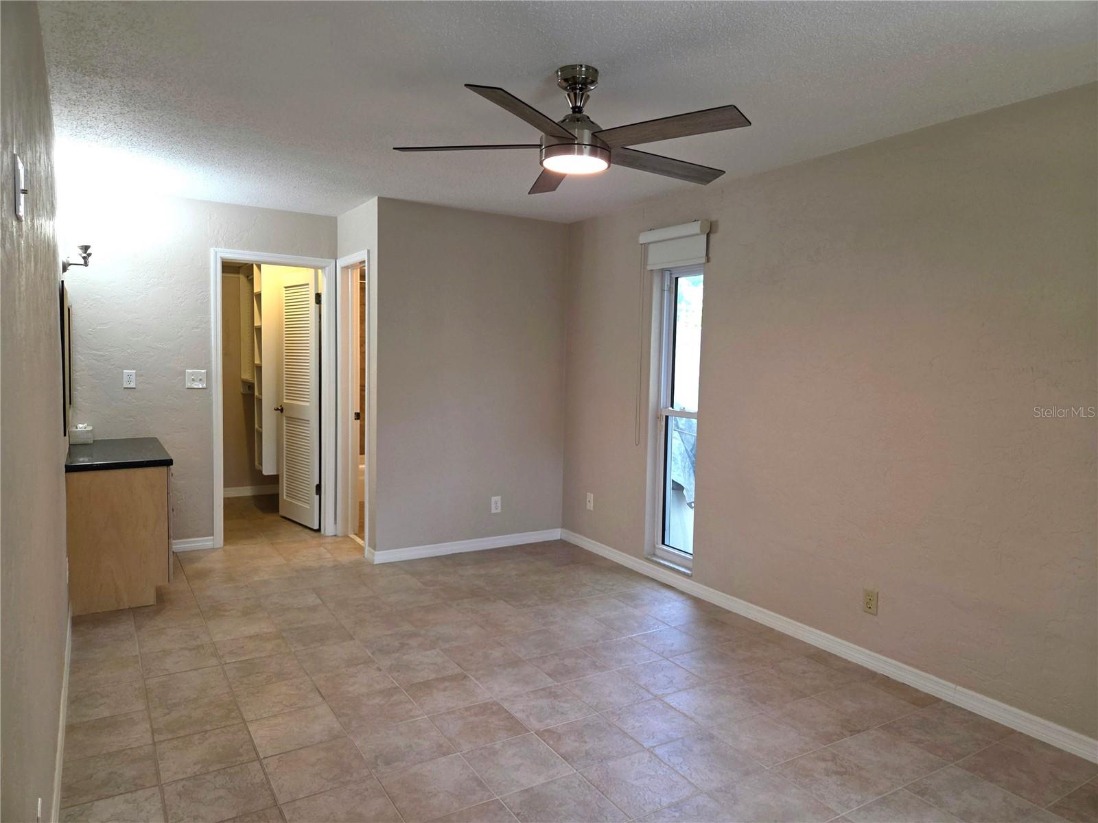 EAST RIDGE LAKE 2ND ADD - Residential Lease