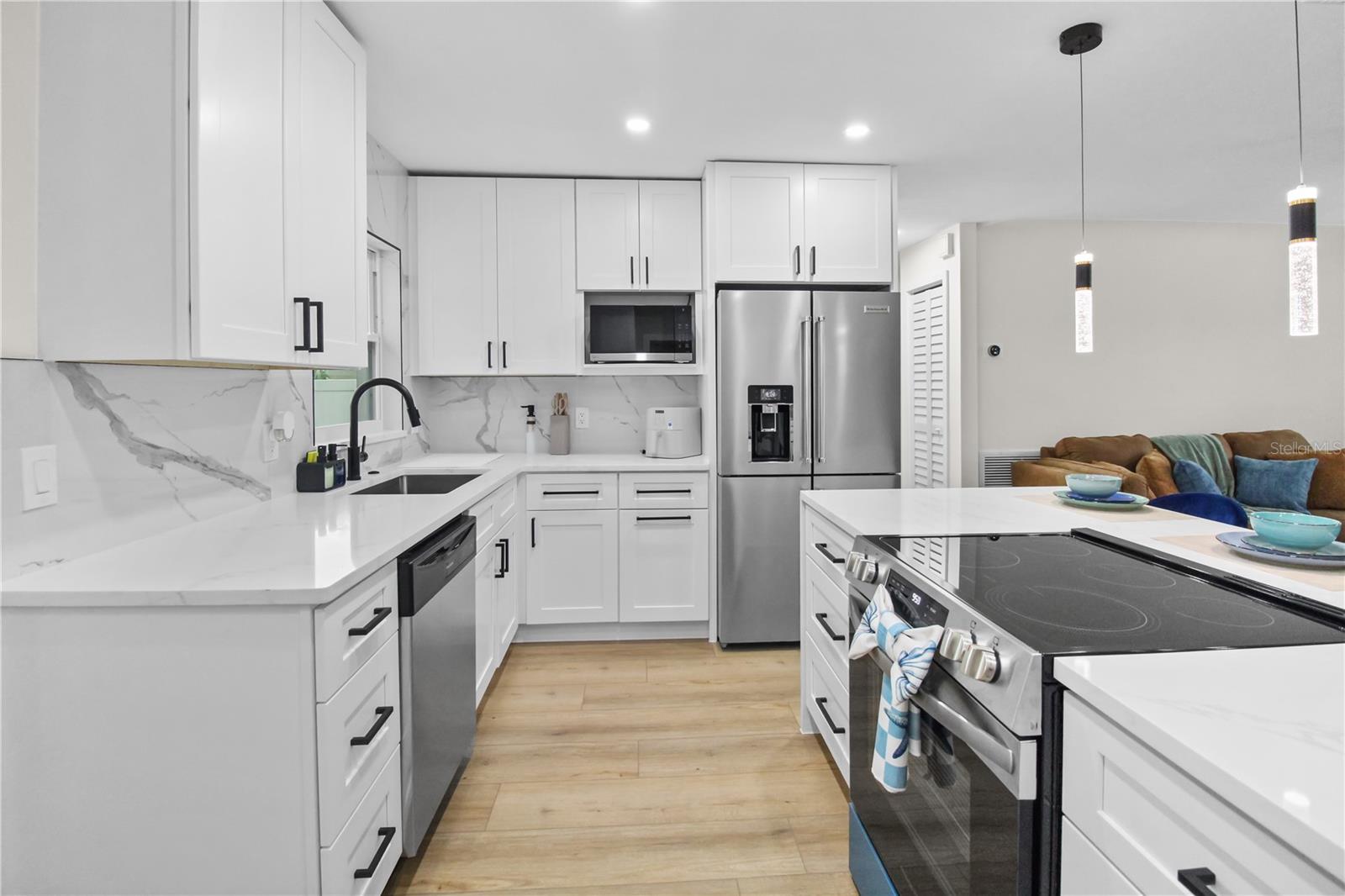 RIDGE CREST 1ST ADD - Residential