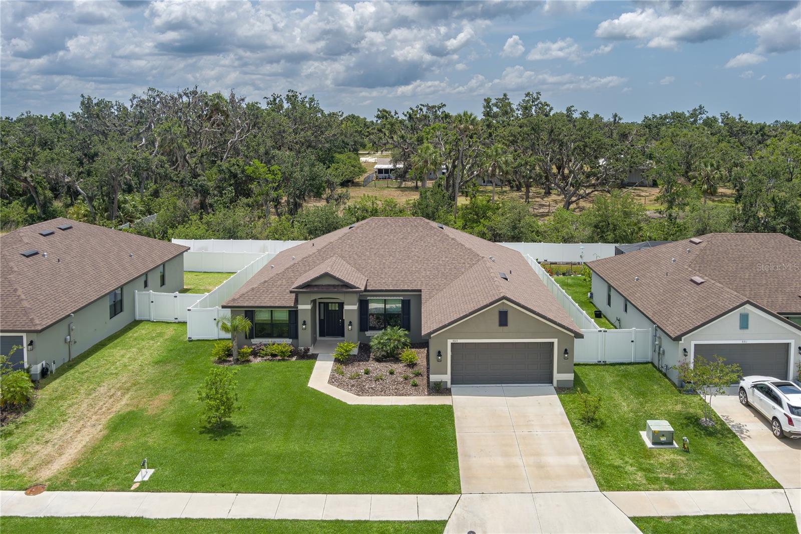 GRAND OAK PRESERVE FKA THE PONDS - Residential