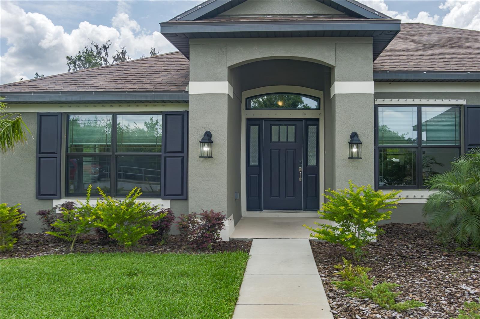 GRAND OAK PRESERVE FKA THE PONDS - Residential