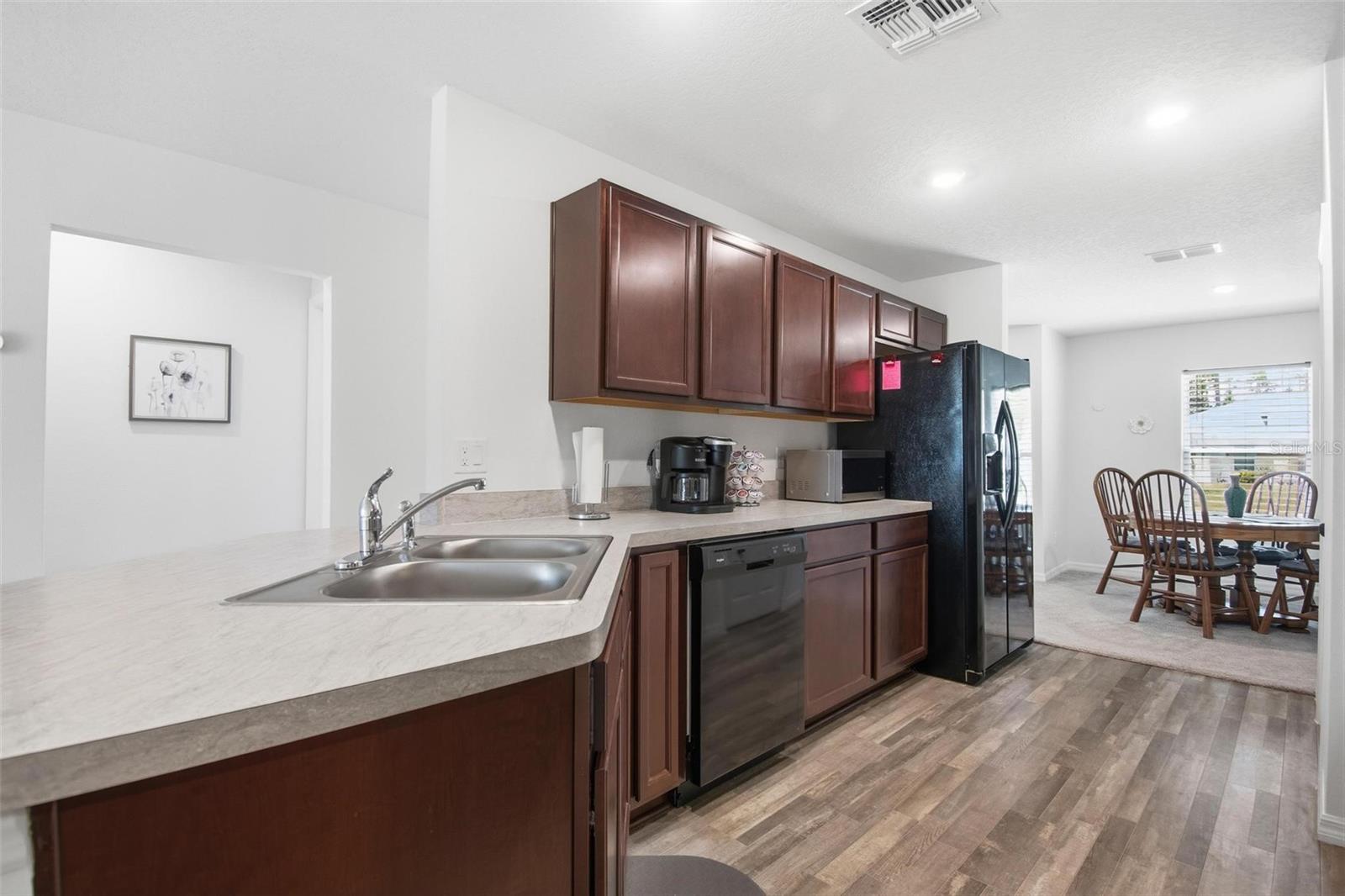 PINE GROVE - Residential