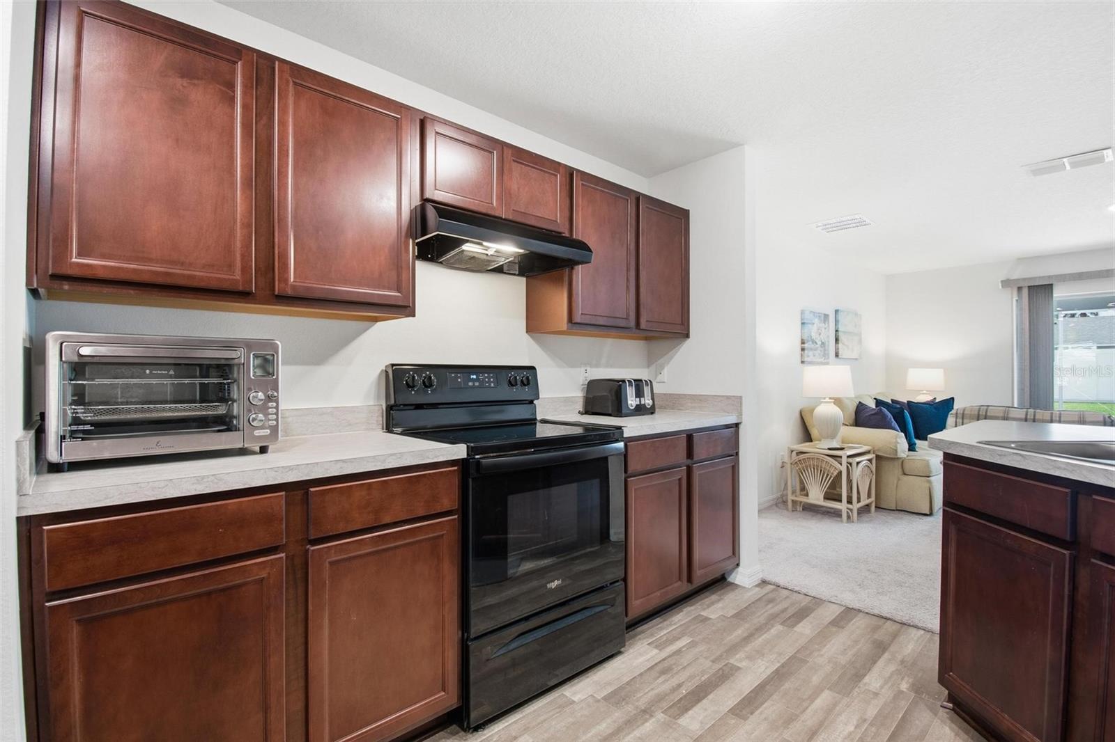 PINE GROVE - Residential